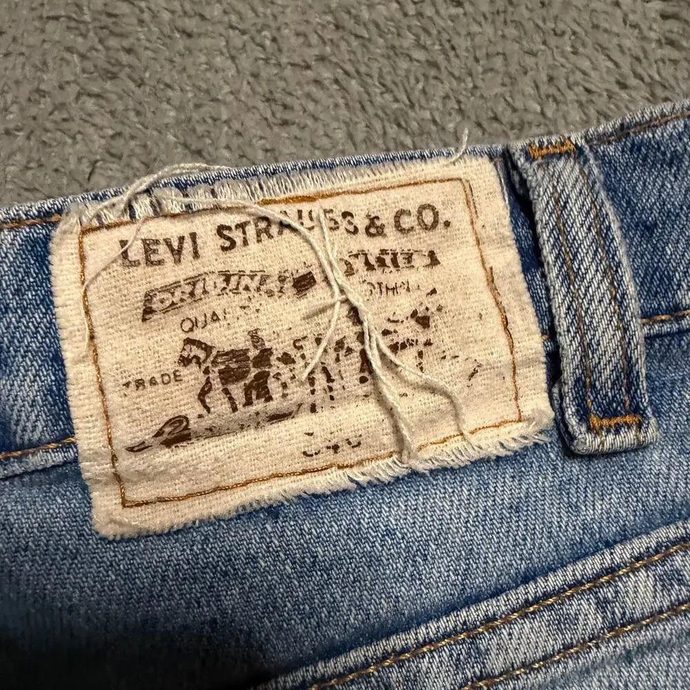 Vintage Levi’s 540 Jeans Men’s 40 x30 Blue Relaxed Denim Brown Tab 90s